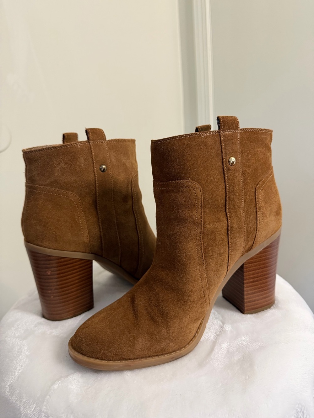 Nine West Suede Ankle Booties in Chestnut